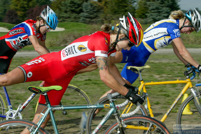 Ballet of Cross. The lead group of three Rachel Lloyd, Gina Hall and Jeanette Nussbaum).Cross Crusade.October 19, 2002. Portland International Raceway