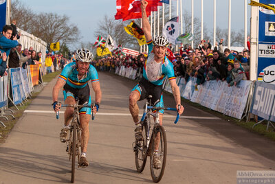 Bart Wellens (BEL) wins ahead of Mario De Clercq  (BEL). 2004 UIC Cyclo-Cross World Championship