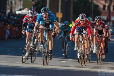 George Hincapie (Discovery Channel) wins with Davitamon-Lotto's Chris Horner and Josep Jufre Pou right behind